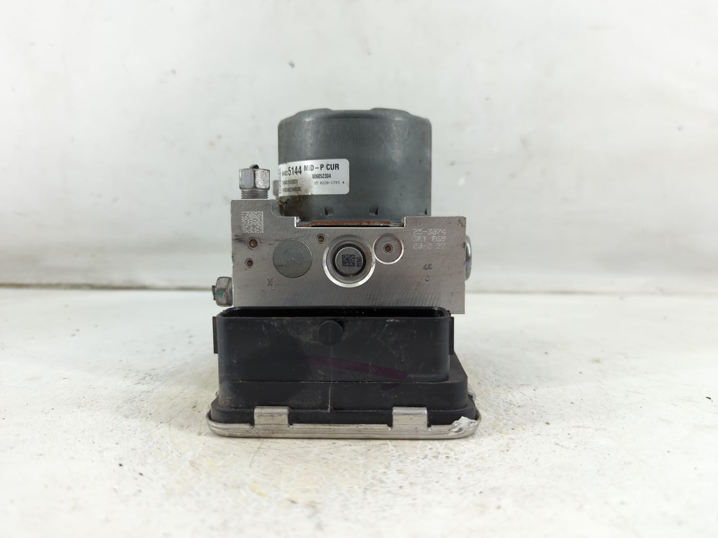 2020 Chevrolet Equinox ABS Pump Control Module Replacement P/N:84825144 84715330, 846556976 Fits Fits 2021 OEM Used Auto Parts - Oemusedautoparts1.com