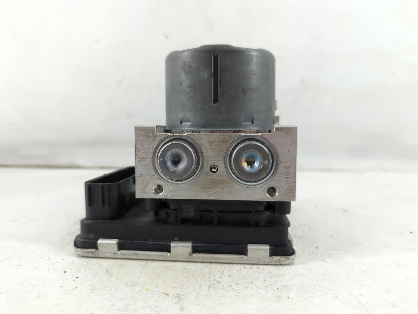 2020 Chevrolet Equinox ABS Pump Control Module Replacement P/N:84825144 84715330, 846556976 Fits Fits 2021 OEM Used Auto Parts - Oemusedautoparts1.com