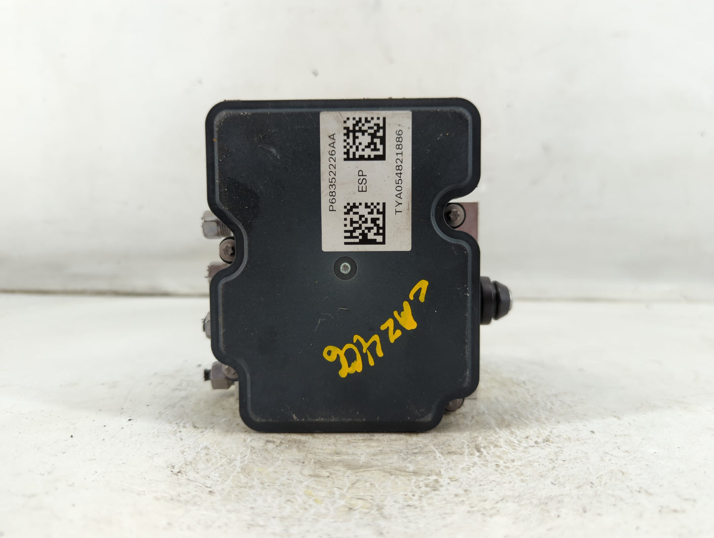 2017-2018 Chrysler Pacifica ABS Pump Control Module Replacement P/N:68352226 Fits Fits 2017 2018 OEM Used Auto Parts