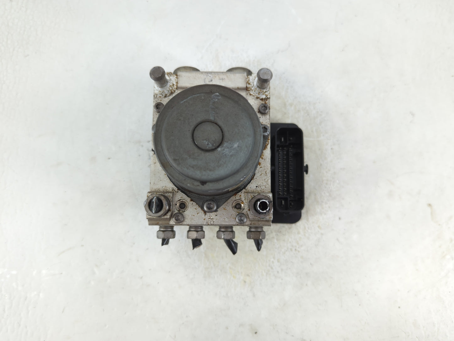 2018-2021 Chevrolet Express 2500 ABS Pump Control Module Replacement P/N:84575020 Fits Fits 2018 2019 2020 2021 OEM Used Auto Parts