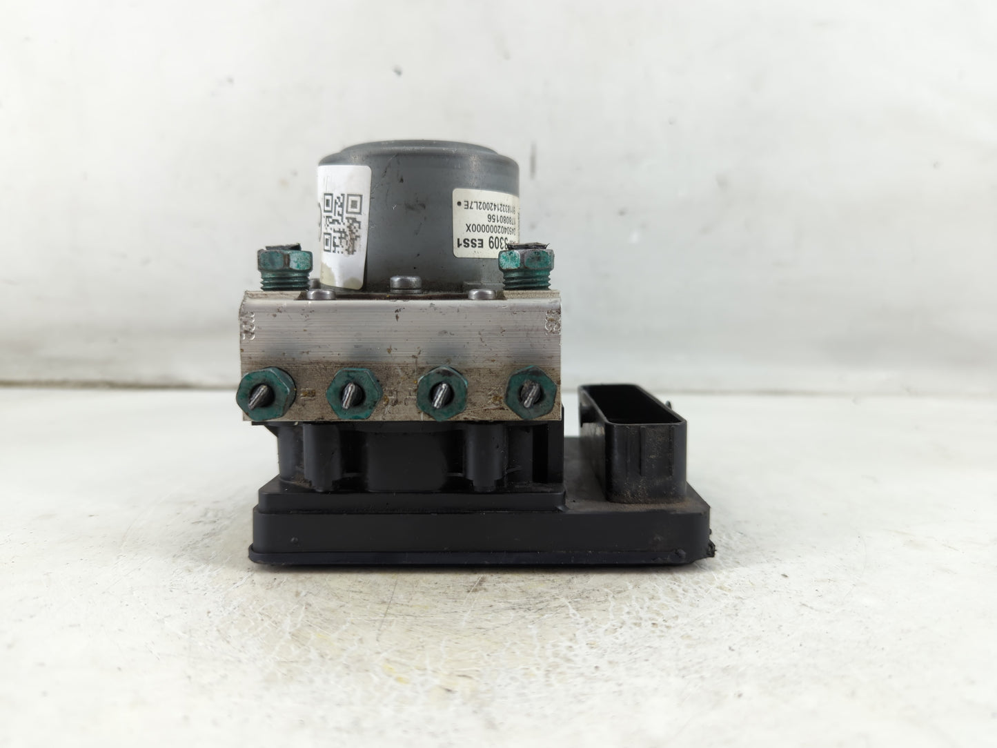 2019-2022 Chevrolet Traverse ABS Pump Control Module Replacement P/N:84503309 84503300 Fits Fits 2019 2020 2021 2022 OEM Used Auto Parts - Oemusedautoparts1.com