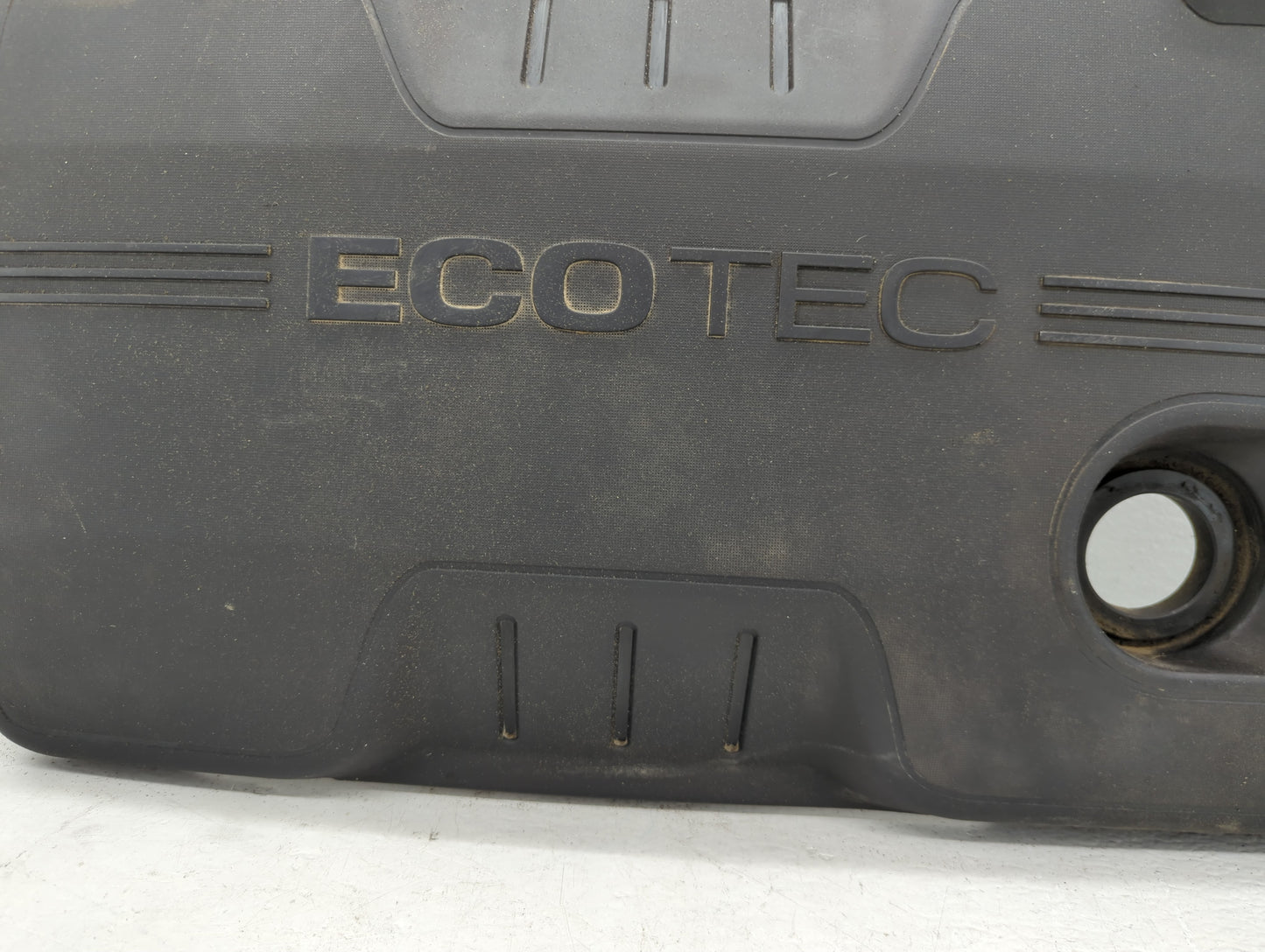 2010 Chevrolet Equinox Engine Cover
