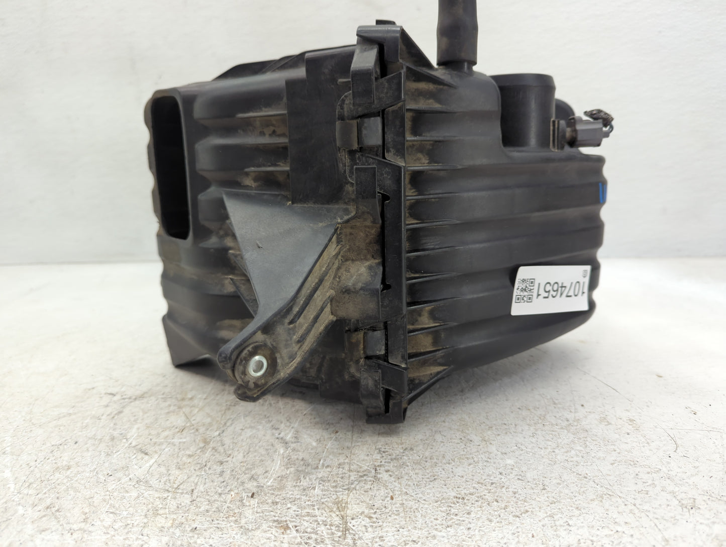 2011-2014 Chrysler 200 Air Cleaner Intake-duct Hose Tube