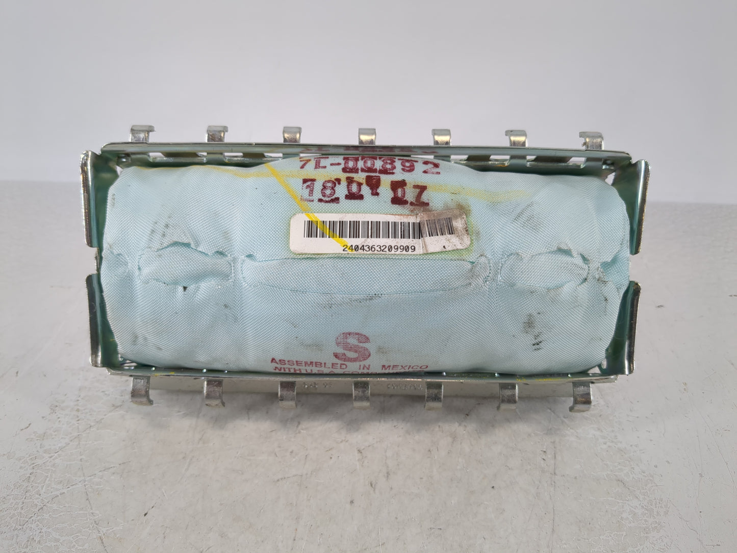 2007 Mazda 6 Air Bag Passenger Right Dashboard OEM P/N:08030784749 H03 Fits OEM Used Auto Parts - Oemusedautoparts1.com