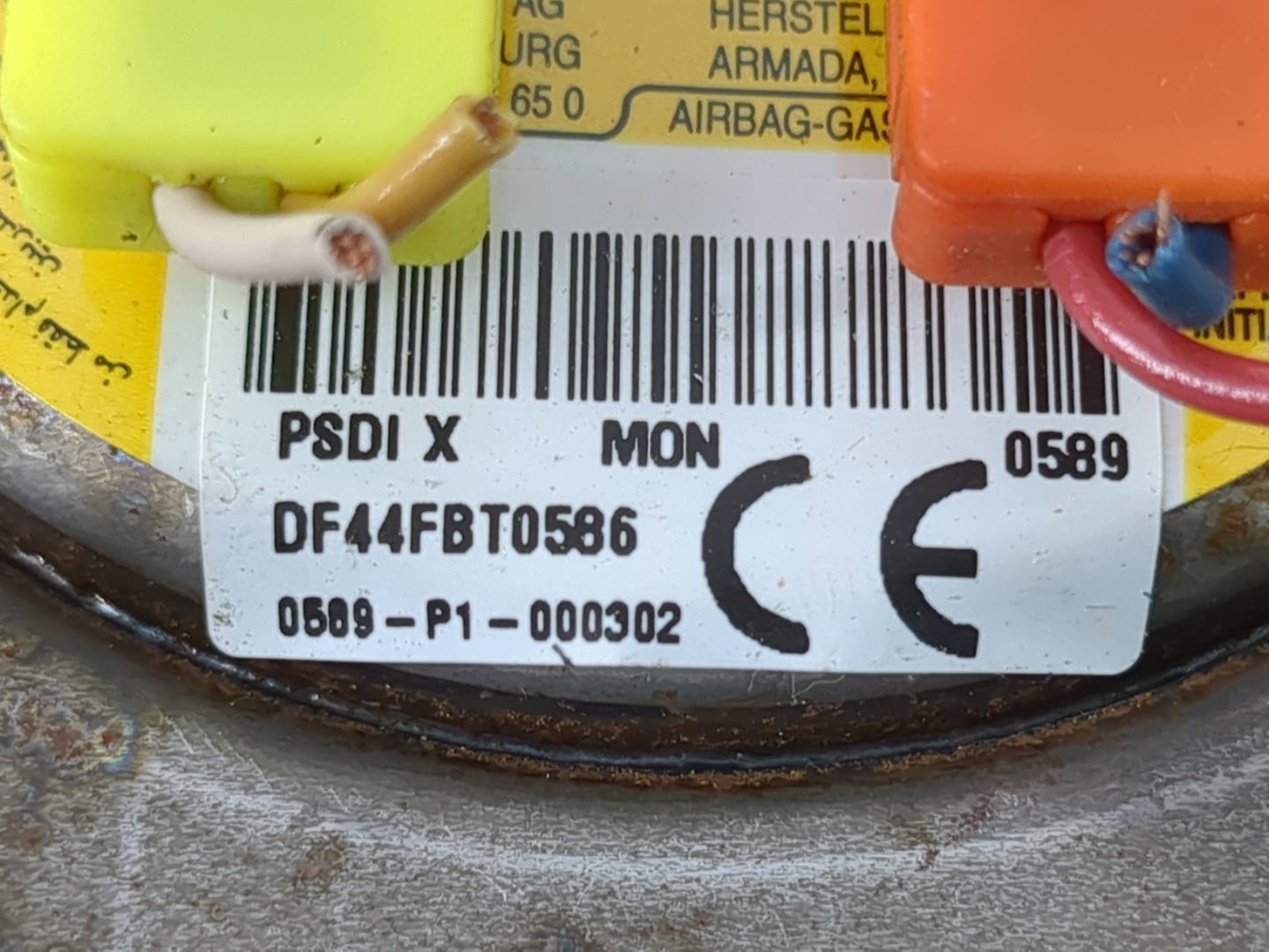 2007 Mazda 6 Air Bag Driver Left Steering Wheel Mounted P/N:0589-P1-000302 DF44FBT0586 Fits OEM Used Auto Parts - Oemusedautoparts1.com