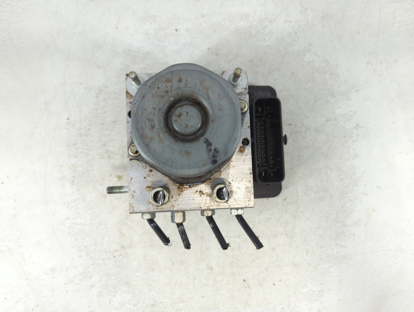 2019-2021 Nissan Rogue Sport ABS Pump Control Module Replacement P/N:47660 6MT3A Fits Fits 2019 2020 2021 OEM Used Auto Parts - Oemusedautoparts1.com