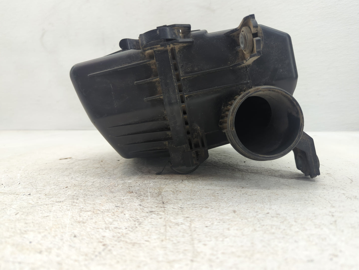 2012-2017 Hyundai Veloster Air Cleaner Intake-duct Hose Tube - Oemusedautoparts1.com