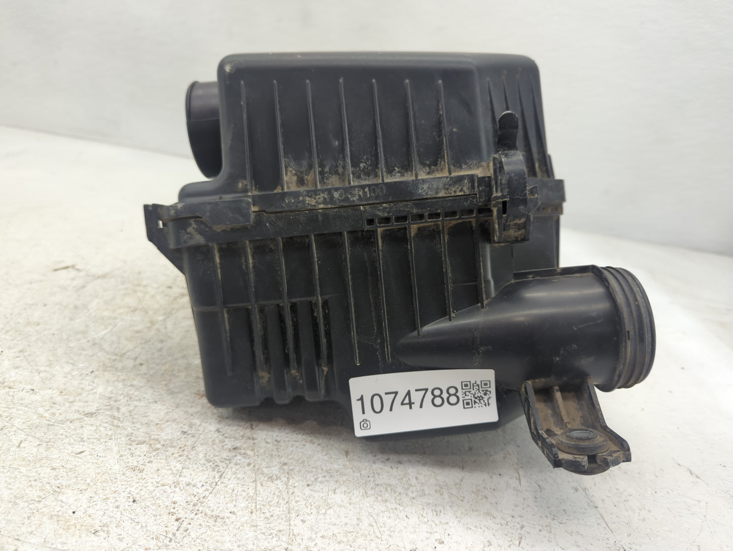 2012-2017 Hyundai Veloster Air Cleaner Intake-duct Hose Tube - Oemusedautoparts1.com
