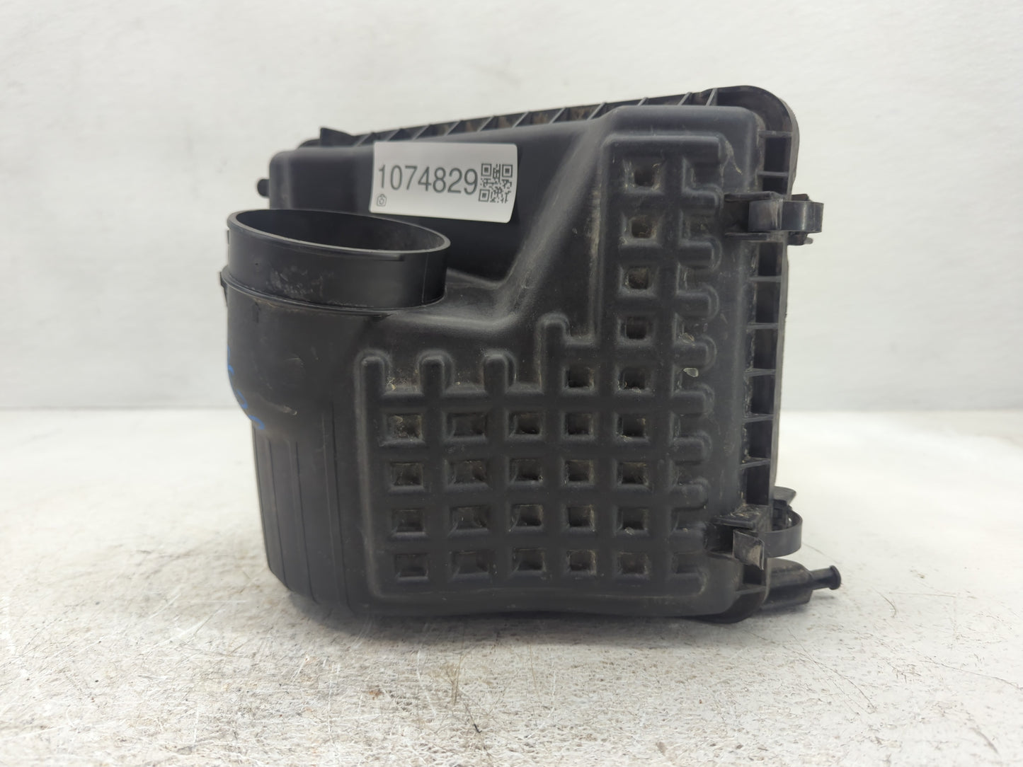 2012-2017 Hyundai Azera Air Cleaner Intake-duct Hose Tube - Oemusedautoparts1.com