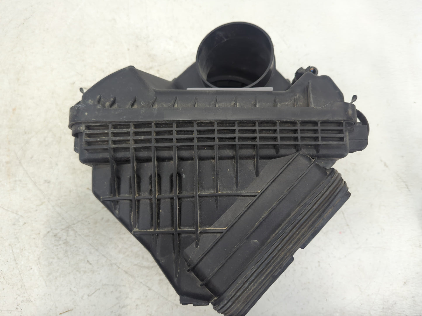 2012-2017 Hyundai Azera Air Cleaner Intake-duct Hose Tube - Oemusedautoparts1.com