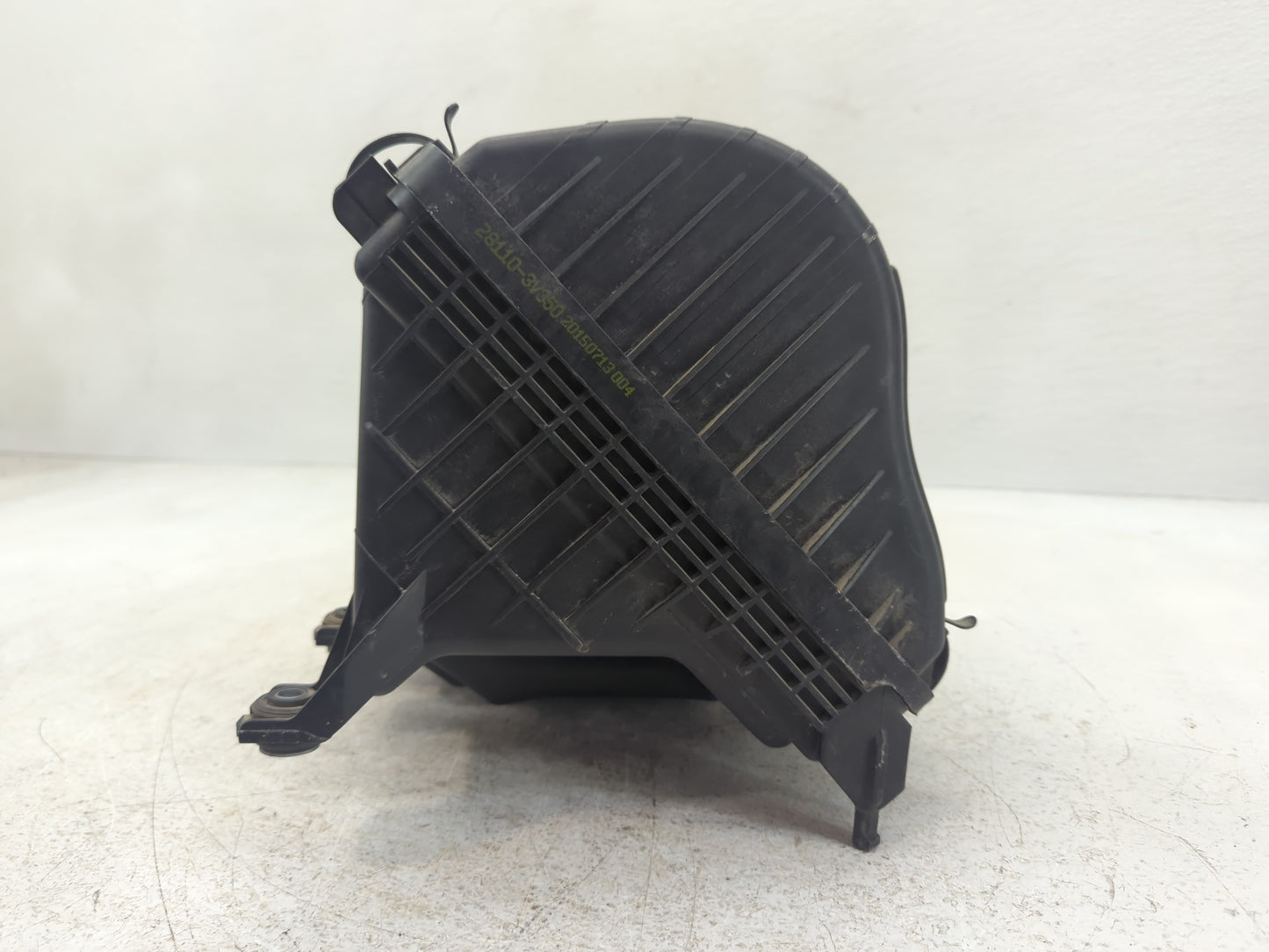 2012-2017 Hyundai Azera Air Cleaner Intake-duct Hose Tube - Oemusedautoparts1.com