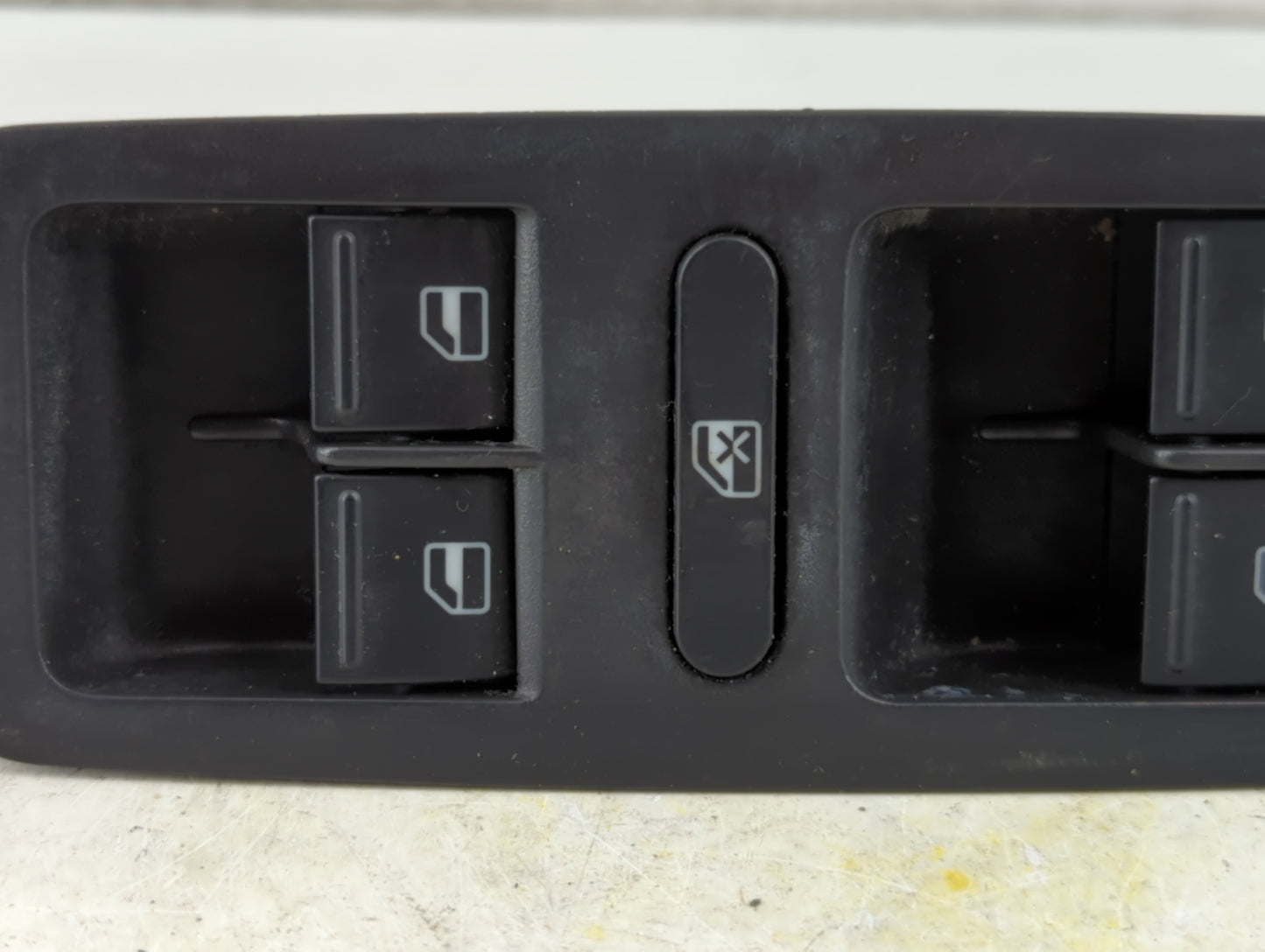 2020 Volkswagen Passat Master Power Window Switch Replacement Driver Side Left P/N:1K4 959 857 C Fits OEM Used Auto Parts