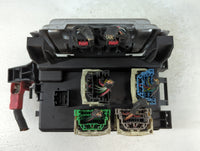 2006-2007 Chrysler 300 Fusebox Fuse Box Panel Relay Module Fits Fits 2006 2007 OEM Used Auto Parts