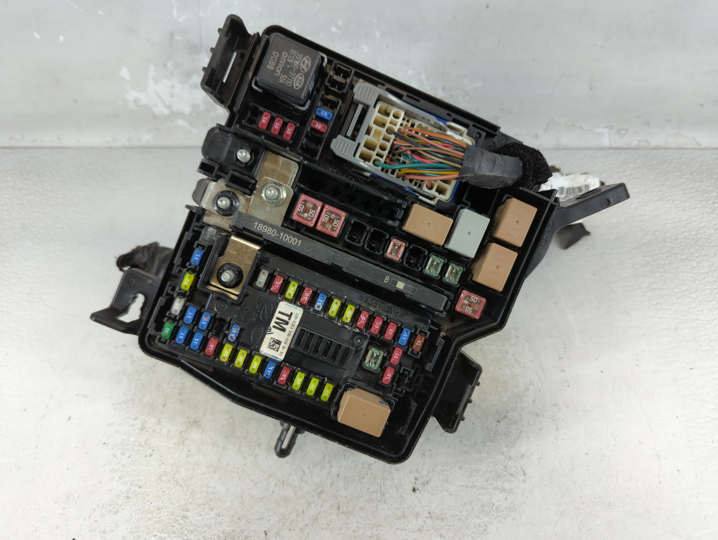 2019-2020 Hyundai Santa Fe Fusebox Fuse Box Panel Relay Module P/N:91956-S2021 Fits Fits 2019 2020 OEM Used Auto Parts - Oemusedautoparts1.com
