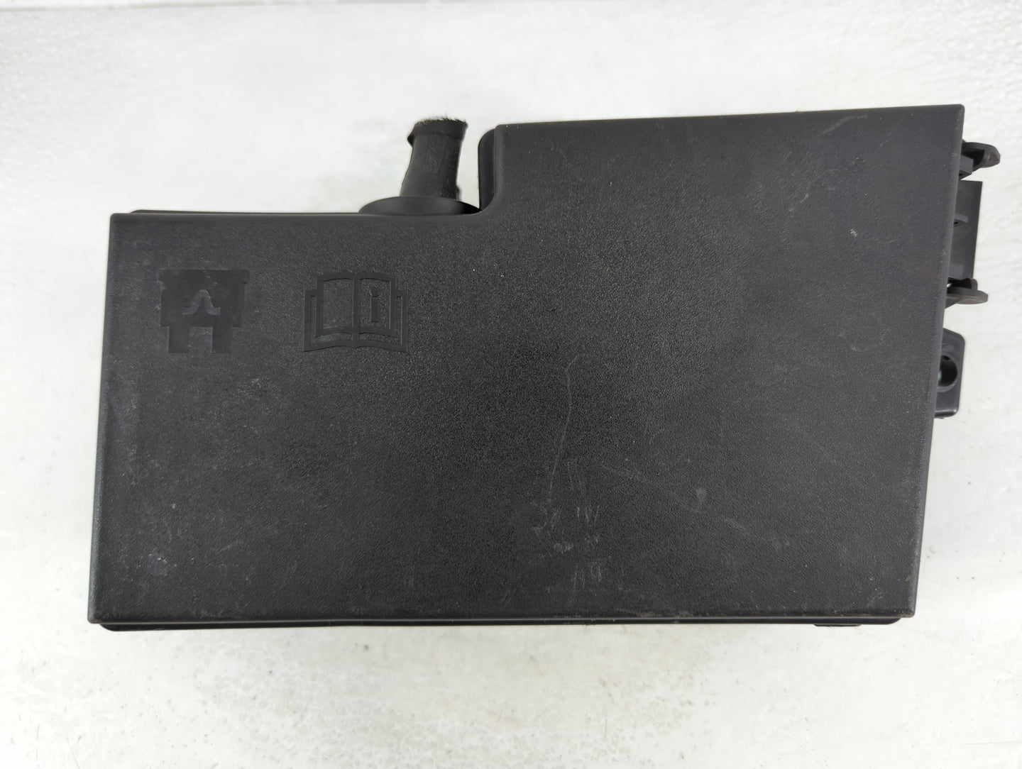 2016 Ford Focus Fusebox Fuse Box Panel Relay Module P/N:AV6T-14A067-AD Fits OEM Used Auto Parts - Oemusedautoparts1.com