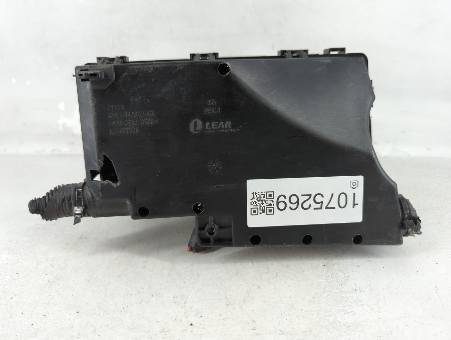 2016 Ford Focus Fusebox Fuse Box Panel Relay Module P/N:AV6T-14A067-AD Fits OEM Used Auto Parts - Oemusedautoparts1.com