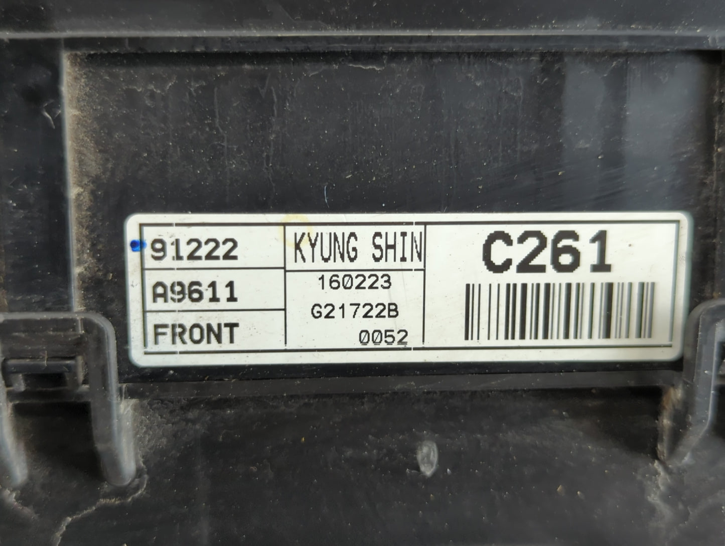 2015-2018 Kia Sedona Fusebox Fuse Box Panel Relay Module P/N:91222 A9611 Fits Fits 2015 2016 2017 2018 OEM Used Auto Parts - Oemusedautoparts1.com