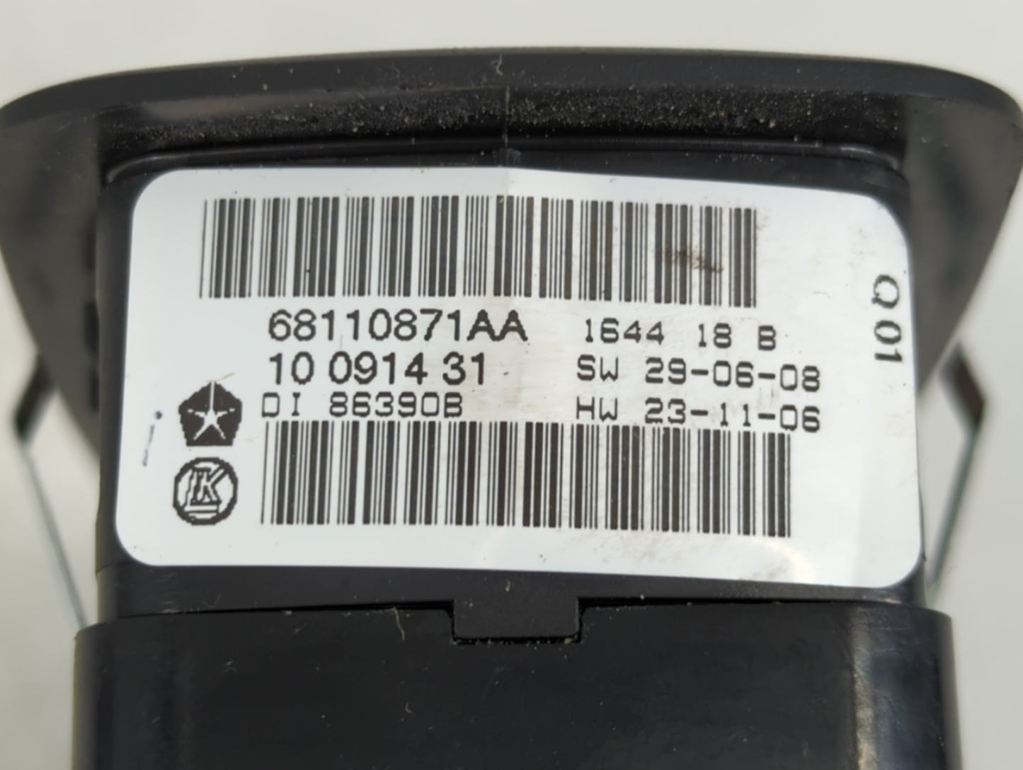 2012-2016 Chrysler Town & Country Master Power Window Switch Replacement Driver Side Left P/N:68110871AA Fits OEM Used Auto Parts - Oemusedautoparts1.com