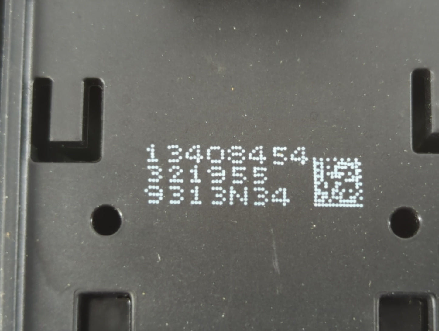 2017-2021 Chevrolet Trax Master Power Window Switch Replacement Driver Side Left P/N:13408454 Fits Fits 2017 2018 2019 2020 2021 OEM Used Auto Parts - Oemusedautoparts1.com