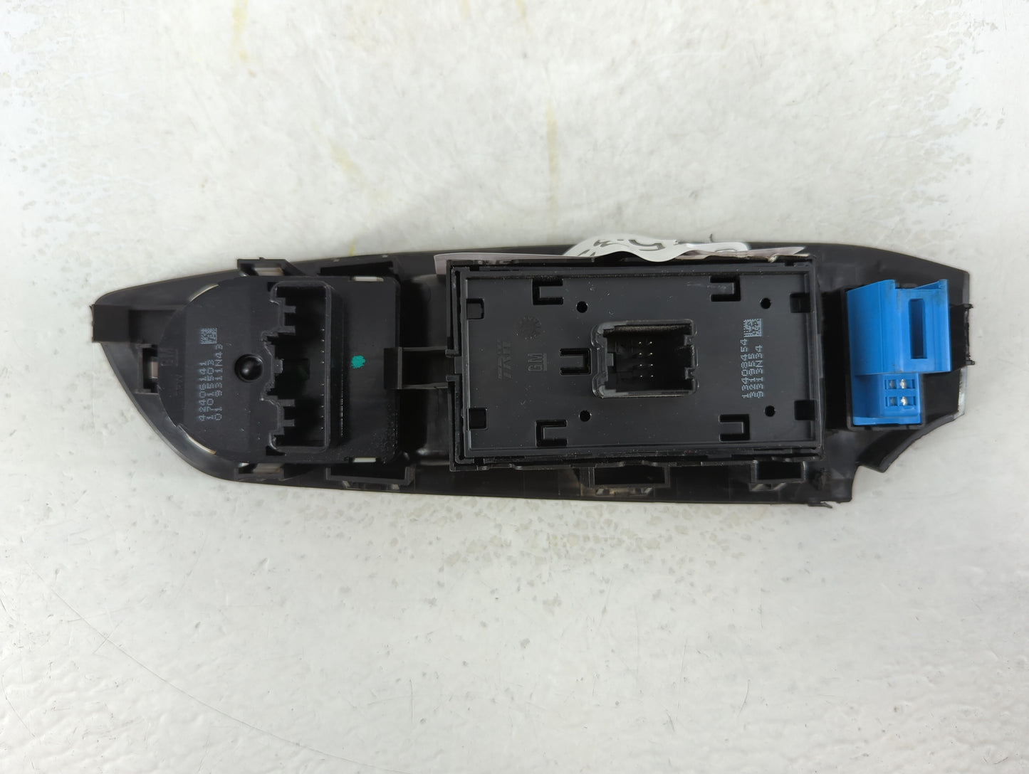 2017-2021 Chevrolet Trax Master Power Window Switch Replacement Driver Side Left P/N:13408454 Fits Fits 2017 2018 2019 2020 2021 OEM Used Auto Parts - Oemusedautoparts1.com