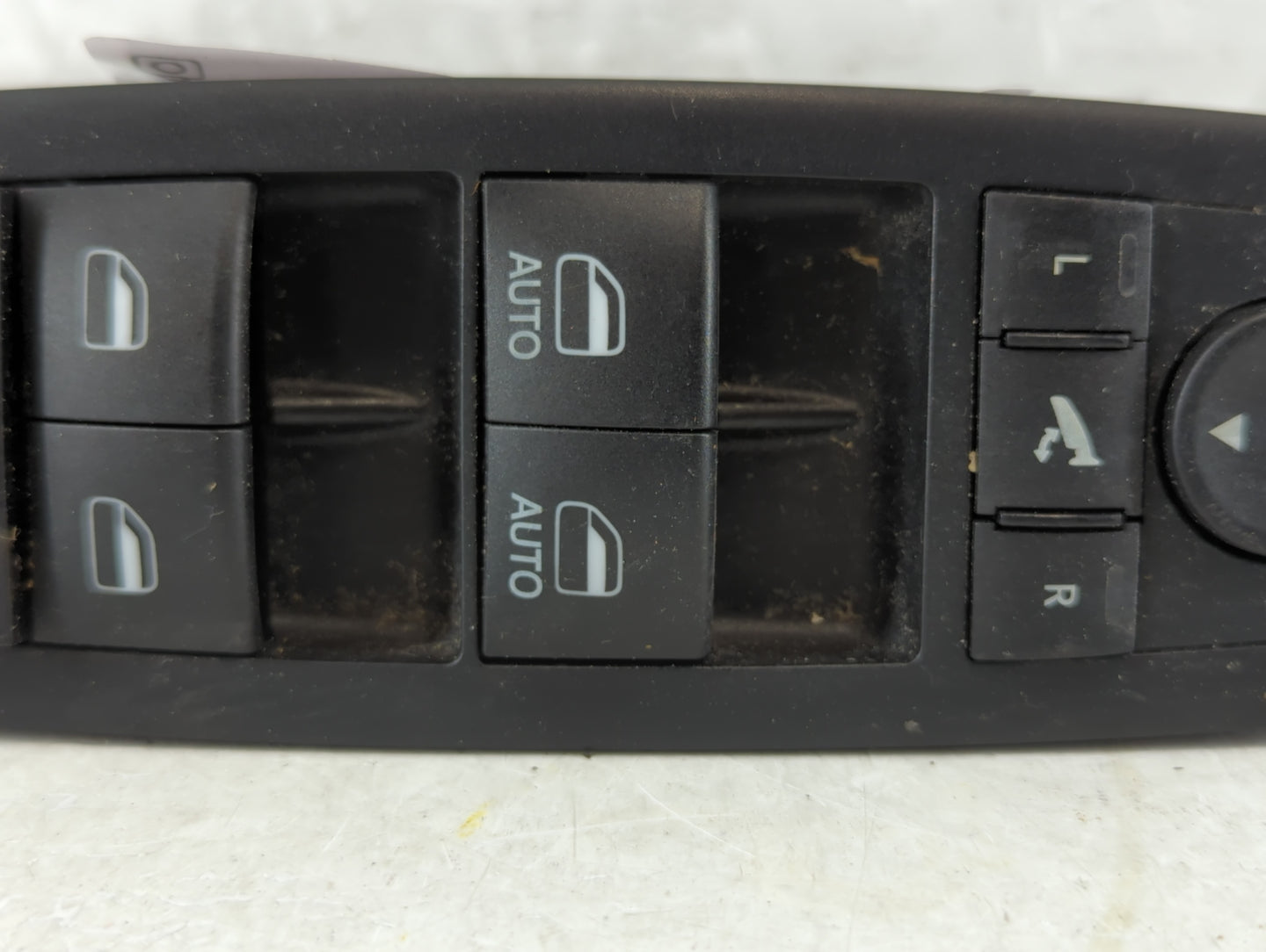 2012-2016 Chrysler Town & Country Master Power Window Switch Replacement Driver Side Left P/N:68110872AA Fits OEM Used Auto Parts - Oemusedautoparts1.com