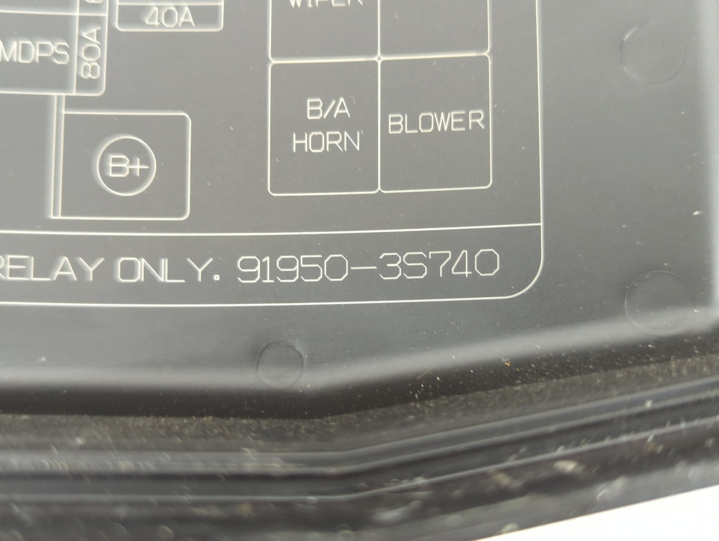 2011-2014 Hyundai Sonata Fusebox Fuse Box Panel Relay Module P/N:91950-3S740 VS912003Q174YA Fits Fits 2011 2012 2013 2014 OEM Used Auto Parts - Oemusedautoparts1.com