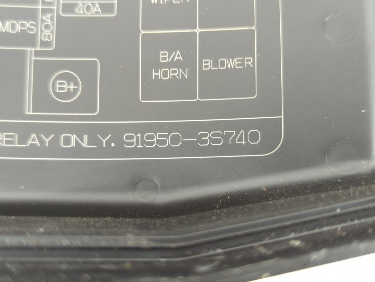 2011-2014 Hyundai Sonata Fusebox Fuse Box Panel Relay Module P/N:91950-3S740 VS912003Q174YA Fits Fits 2011 2012 2013 2014 OEM Used Auto Parts - Oemusedautoparts1.com