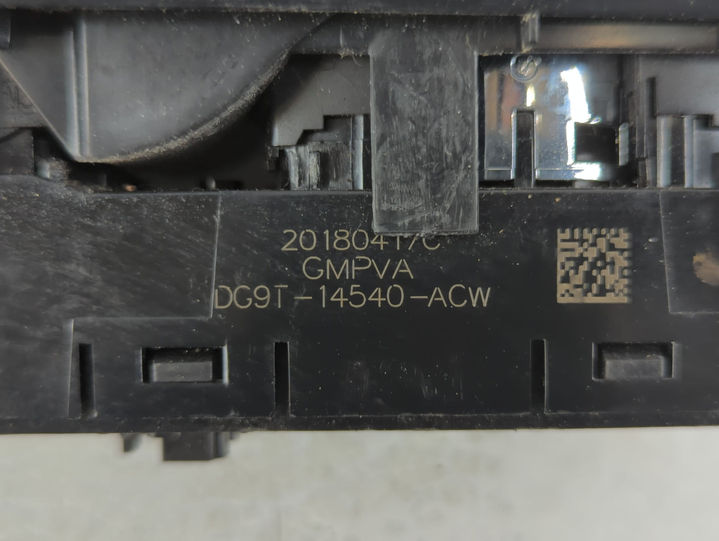 2013-2020 Ford Fusion Master Power Window Switch Replacement Driver Side Left P/N:DG9T-14540-ACW Fits OEM Used Auto Parts - Oemusedautoparts1.com