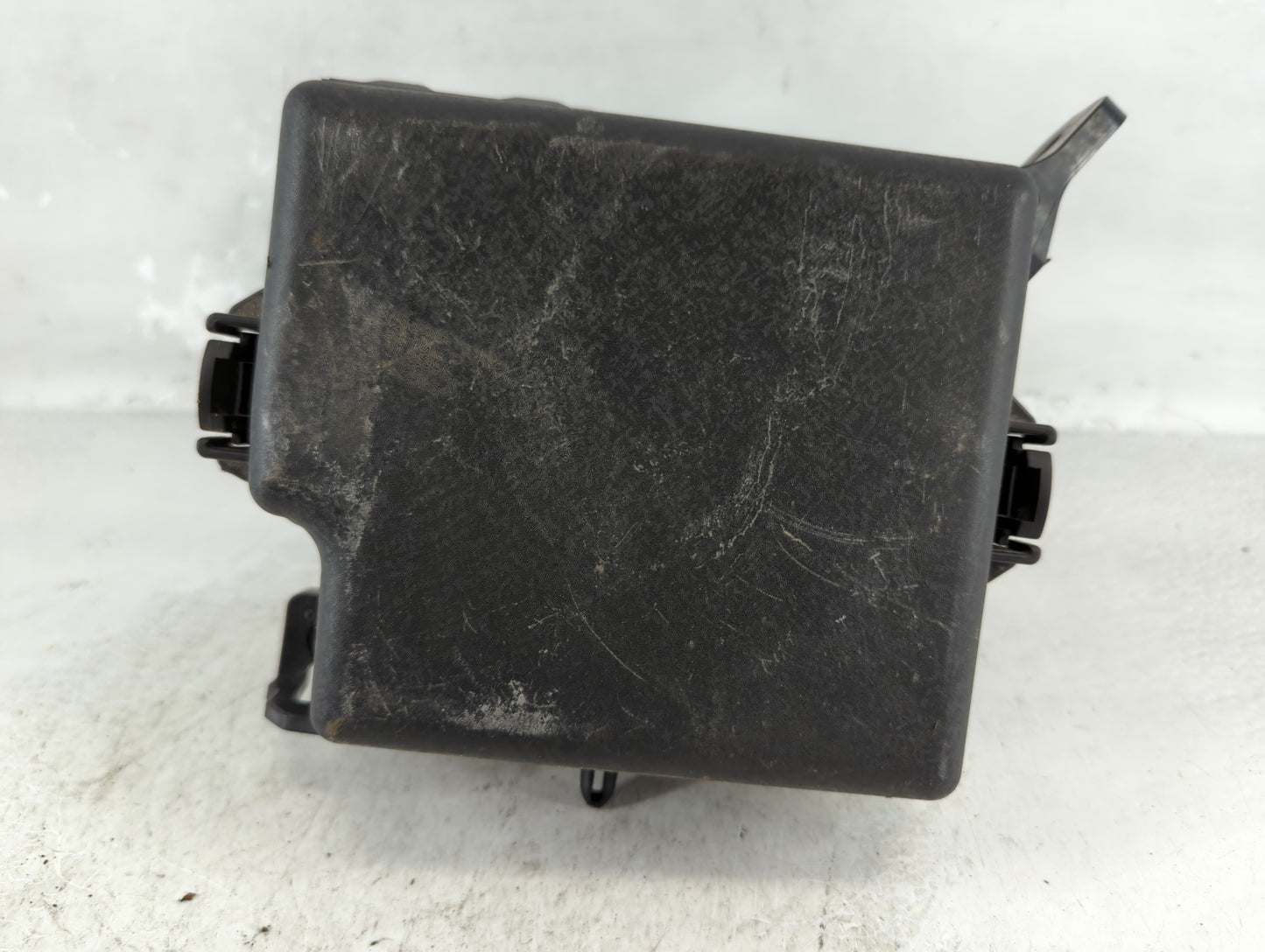 2017-2019 Kia Soul Fusebox Fuse Box Panel Relay Module P/N:91950-B2350 Fits Fits 2017 2018 2019 OEM Used Auto Parts - Oemusedautoparts1.com