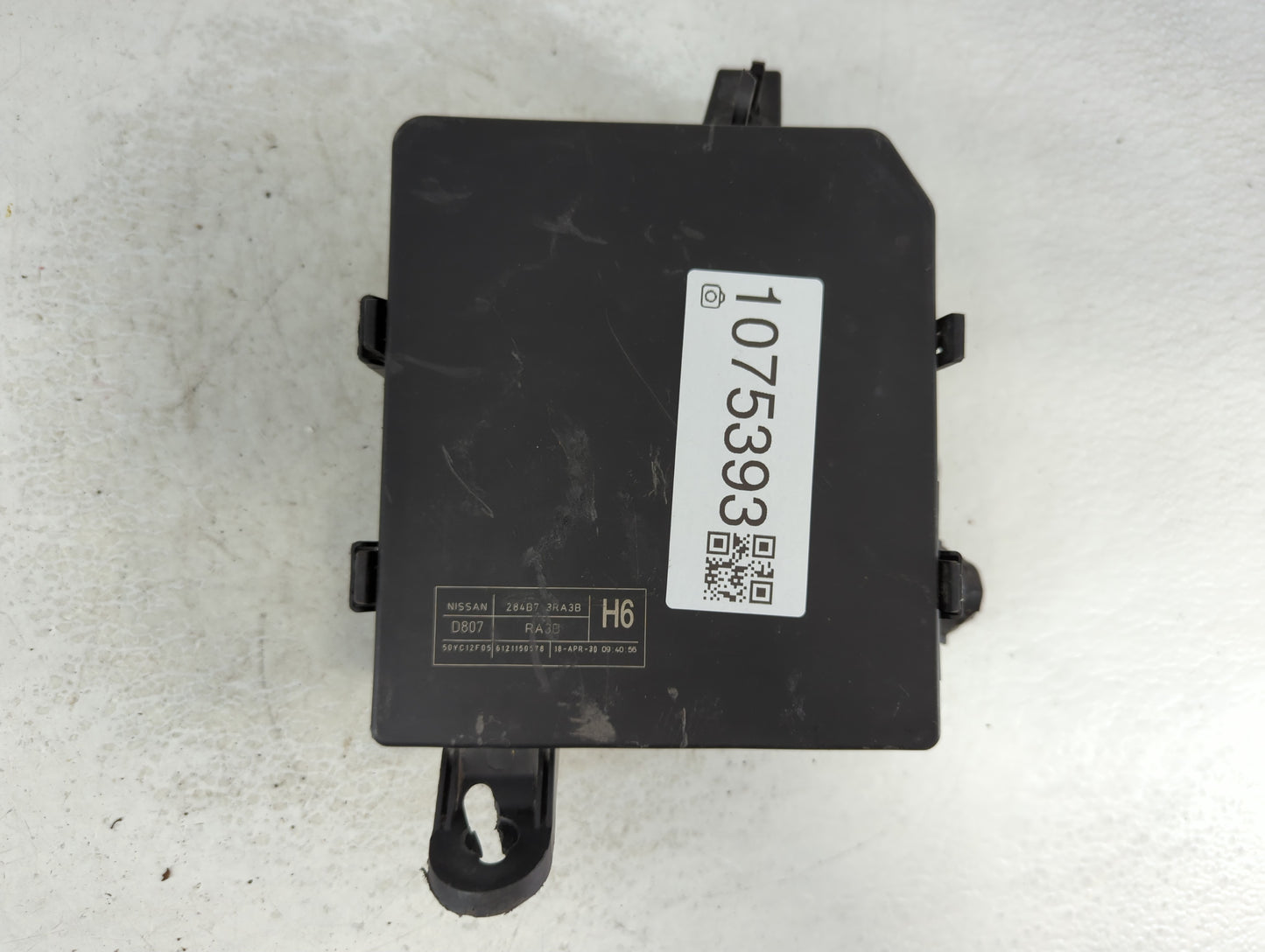 2013-2019 Nissan Sentra Fusebox Fuse Box Panel Relay Module P/N:284B7 3RA3B Fits Fits 2013 2014 2015 2016 2017 2018 2019 OEM Used Auto Parts - Oemusedautoparts1.com