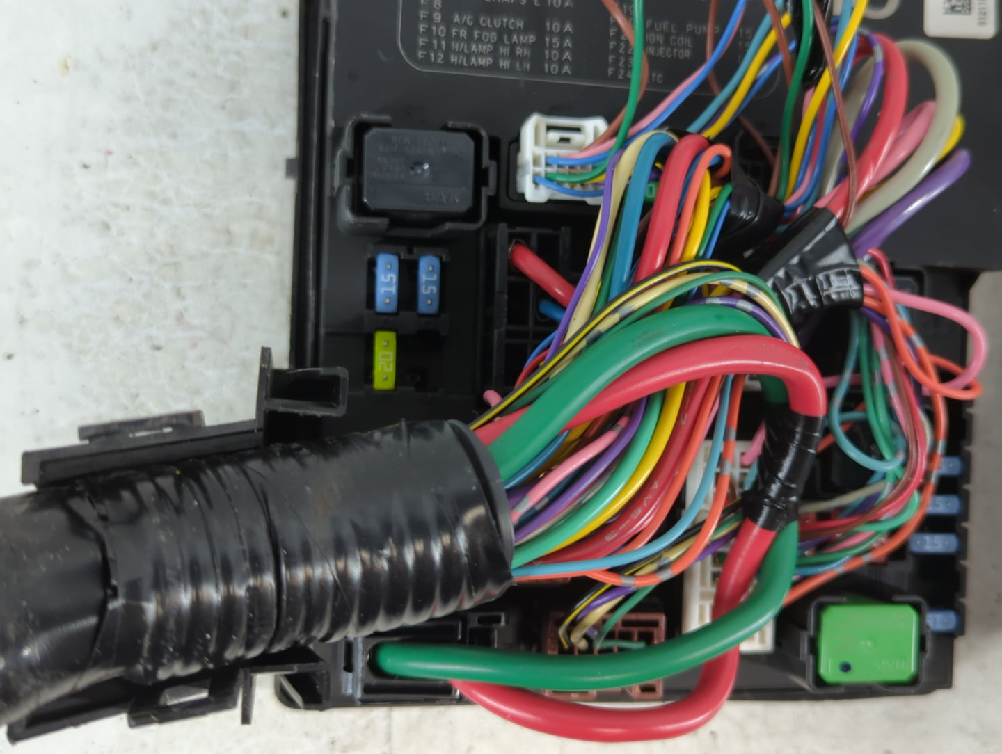 2013-2019 Nissan Sentra Fusebox Fuse Box Panel Relay Module P/N:284B7 3RA3B Fits Fits 2013 2014 2015 2016 2017 2018 2019 OEM Used Auto Parts - Oemusedautoparts1.com