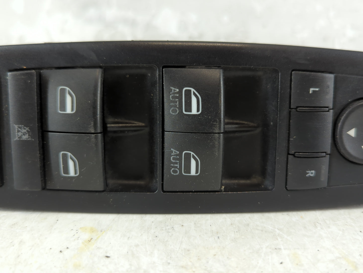 2008-2011 Chrysler Town & Country Master Power Window Switch Replacement Driver Side Left P/N:68110871AA Fits OEM Used Auto Parts - Oemusedautoparts1.com