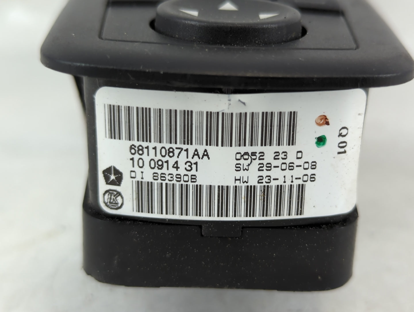 2008-2011 Chrysler Town & Country Master Power Window Switch Replacement Driver Side Left P/N:68110871AA Fits OEM Used Auto Parts - Oemusedautoparts1.com