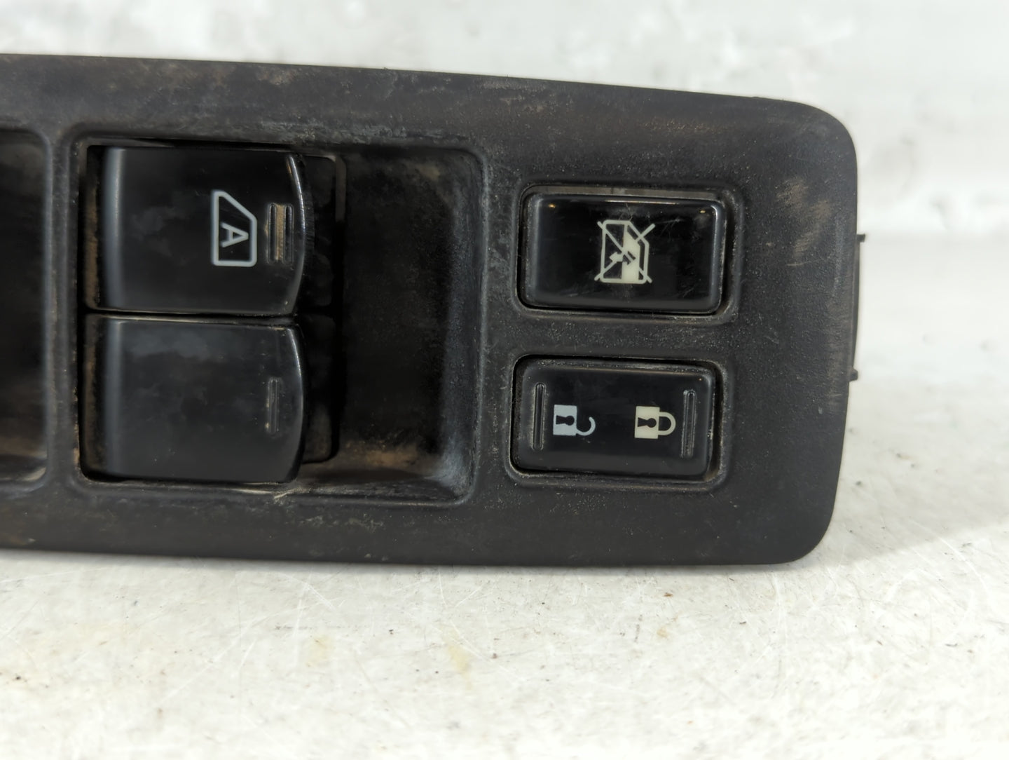 2011-2015 Nissan Rogue Master Power Window Switch Replacement Driver Side Left P/N:PA6-GF30 Fits Fits 2011 2012 2013 2014 2015 OEM Used Auto Parts - Oemusedautoparts1.com