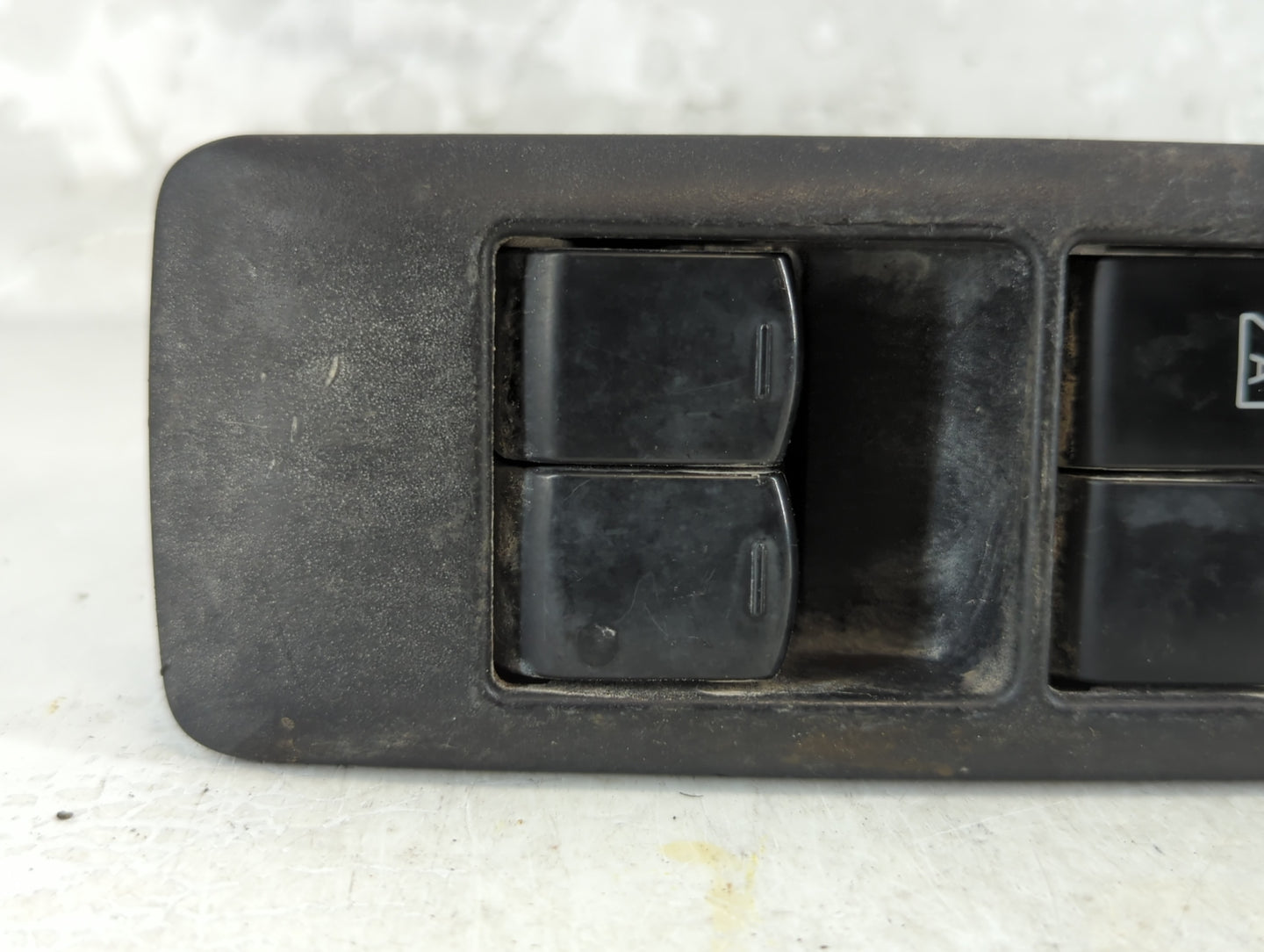 2011-2015 Nissan Rogue Master Power Window Switch Replacement Driver Side Left P/N:PA6-GF30 Fits Fits 2011 2012 2013 2014 2015 OEM Used Auto Parts - Oemusedautoparts1.com