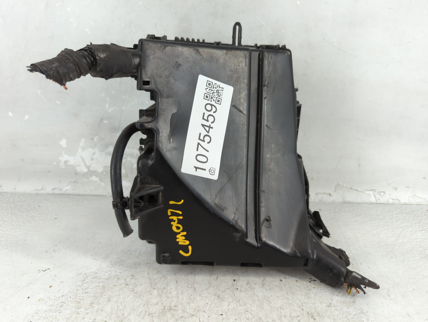 2012-2013 Hyundai Azera Fusebox Fuse Box Panel Relay Module P/N:91206 3V041 Fits Fits 2012 2013 OEM Used Auto Parts - Oemusedautoparts1.com