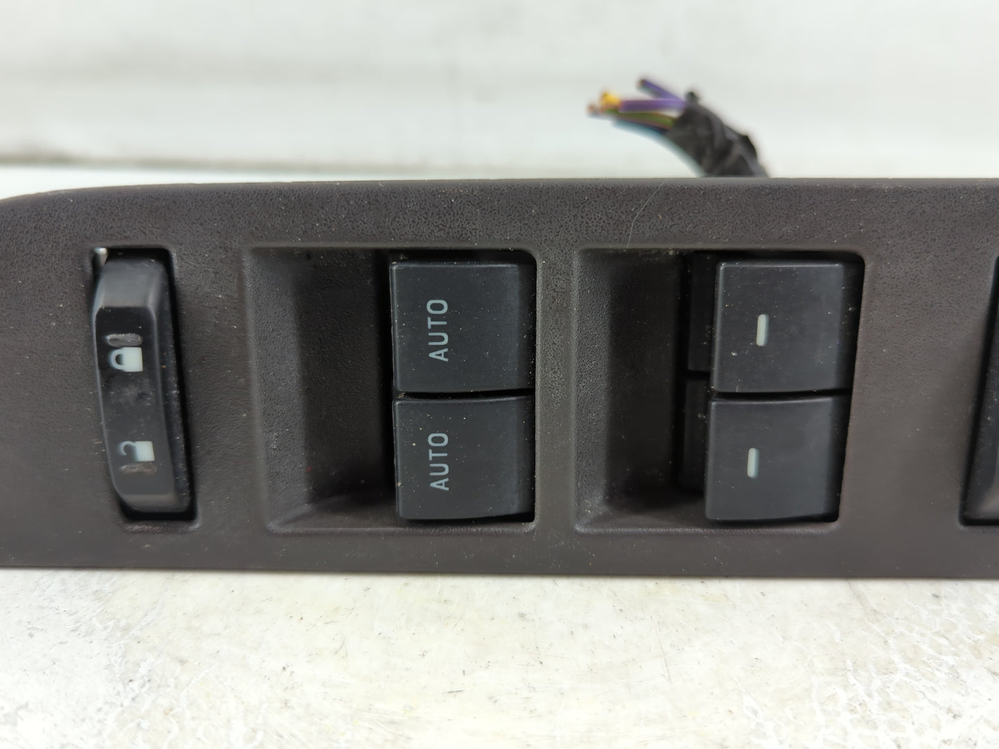 2010-2014 Ford F-150 Master Power Window Switch Replacement Driver Side Left P/N:9L3T-14017-ABW Fits Fits 2010 2011 2012 2013 2014 OEM Used Auto Parts - Oemusedautoparts1.com