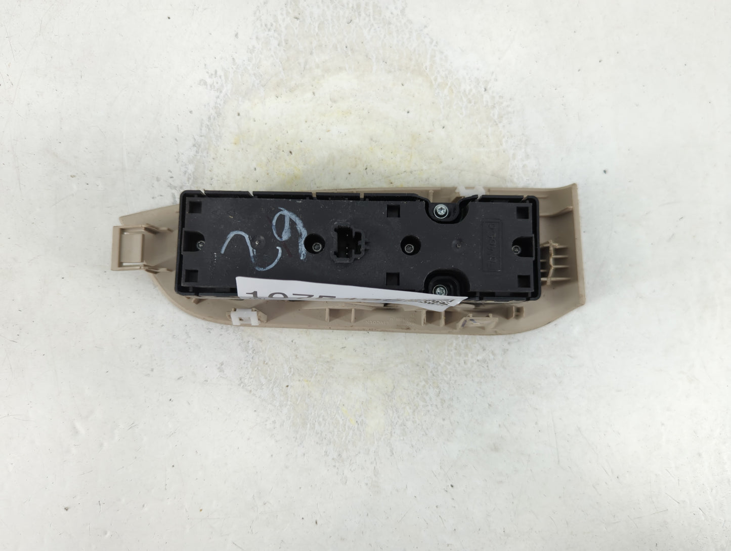 2015-2020 Lincoln Mkz Master Power Window Switch Replacement Driver Side Left P/N:HP56-14A564-A Fits OEM Used Auto Parts - Oemusedautoparts1.com