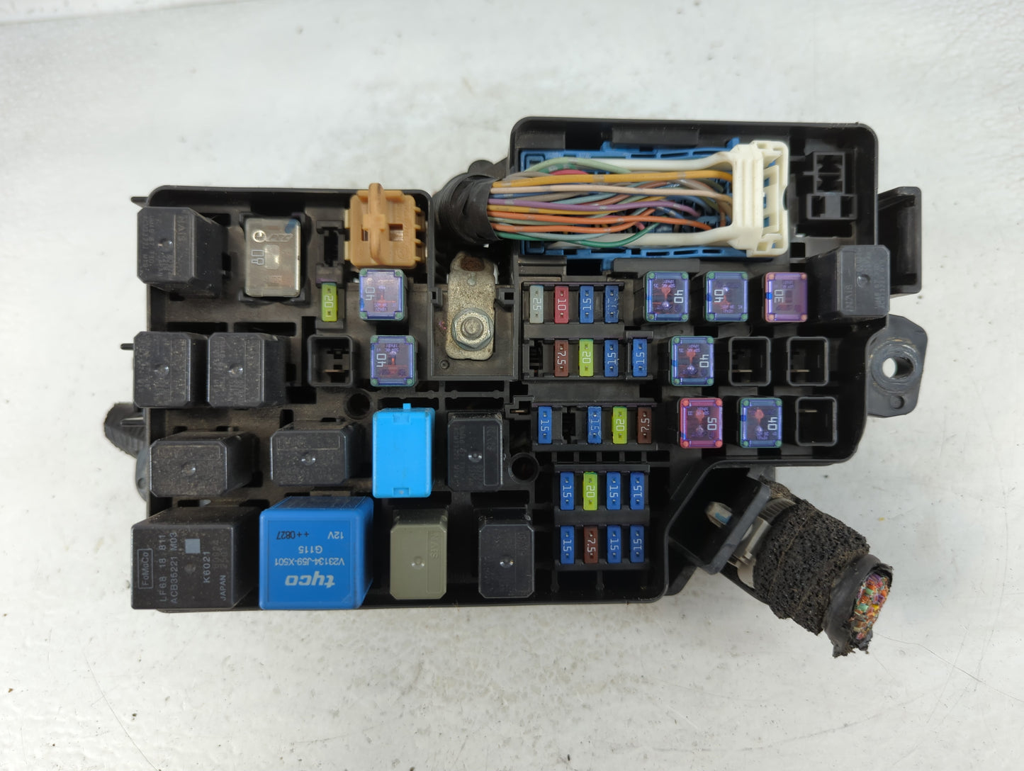 2010 Mazda 3 Fusebox Fuse Box Panel Relay Module P/N:BBM5-66761 Fits OEM Used Auto Parts - Oemusedautoparts1.com