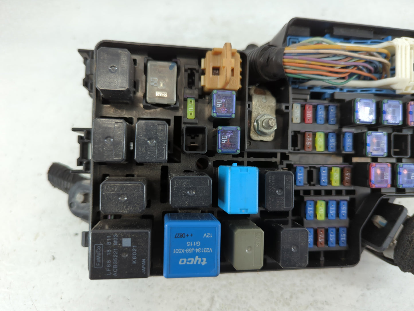 2010 Mazda 3 Fusebox Fuse Box Panel Relay Module P/N:BBM5-66761 Fits OEM Used Auto Parts - Oemusedautoparts1.com
