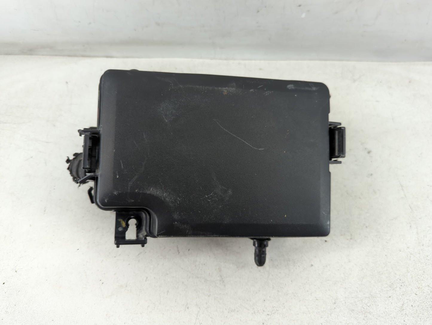 2018 Hyundai Elantra Fusebox Fuse Box Panel Relay Module P/N:91956-F2022 Fits OEM Used Auto Parts - Oemusedautoparts1.com