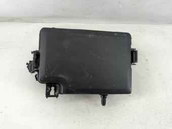 compare product 2018 Hyundai Elantra Fusebox Fuse Box Panel Relay Module P/N:91956-F2022 Fits OEM Used Auto Parts