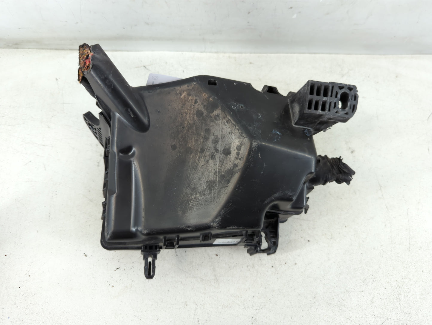 2018 Hyundai Elantra Fusebox Fuse Box Panel Relay Module P/N:91956-F2022 Fits OEM Used Auto Parts - Oemusedautoparts1.com