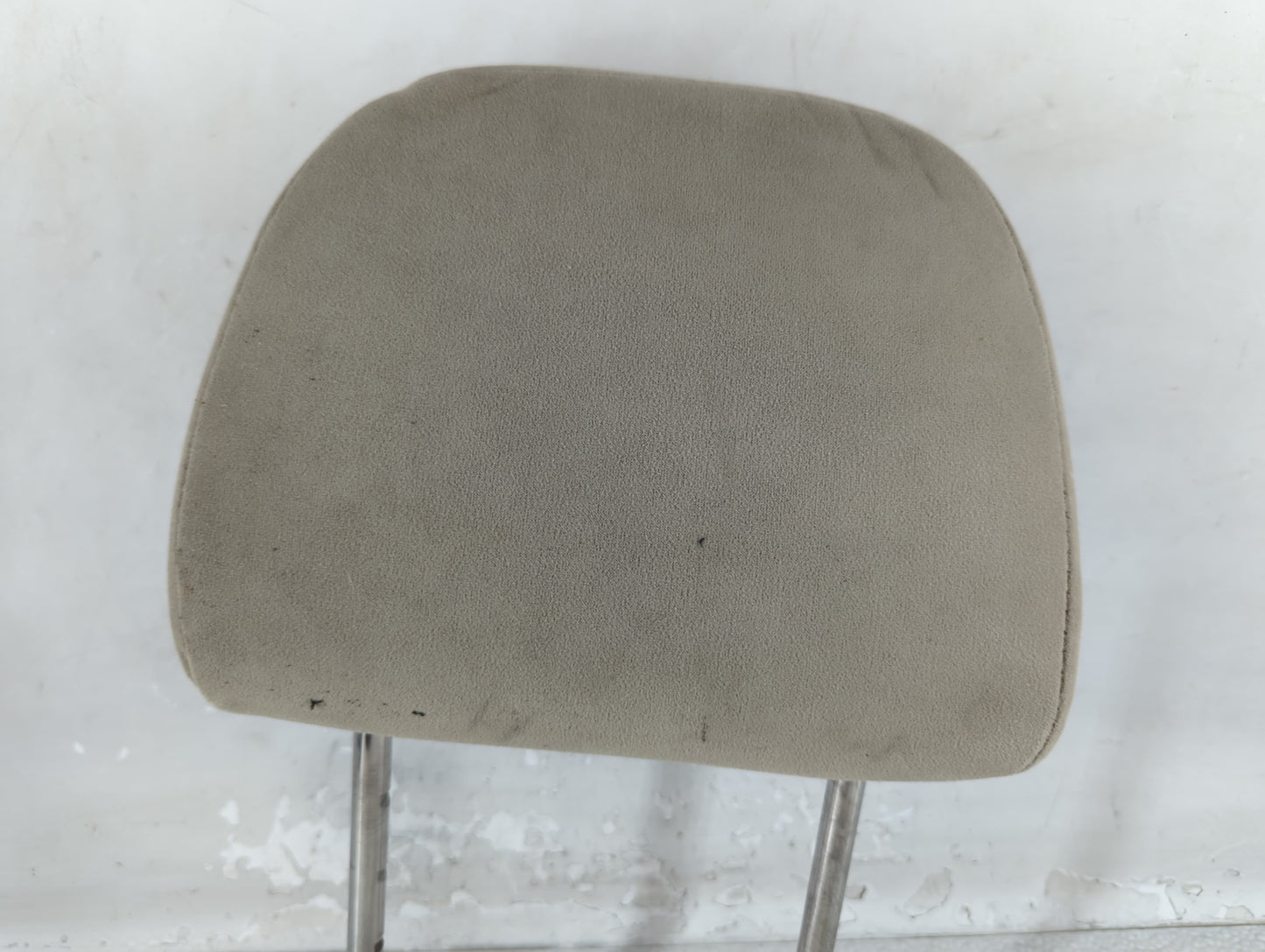 2008-2009 Ford Taurus Headrest Head Rest Front Driver Passenger Seat Fits Fits 2008 2009 OEM Used Auto Parts - Oemusedautoparts1.com