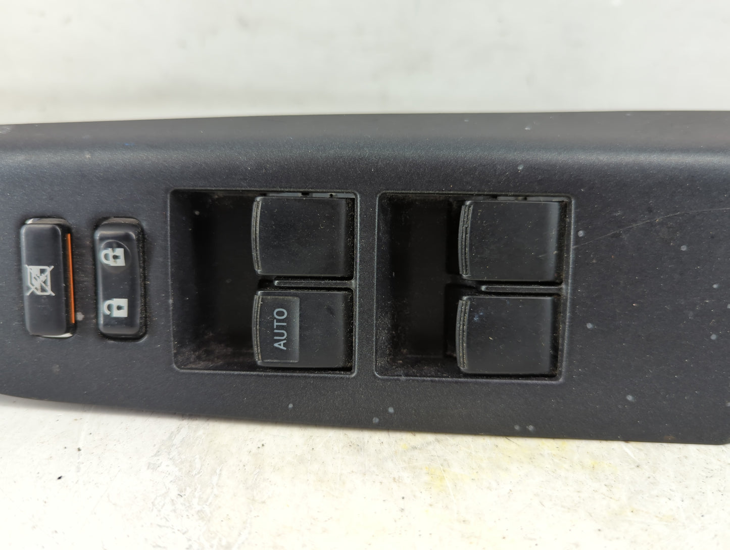 2013-2014 Toyota Rav4 Master Power Window Switch Replacement Driver Side Left P/N:74232-42180 Fits Fits 2013 2014 OEM Used Auto Parts - Oemusedautoparts1.com