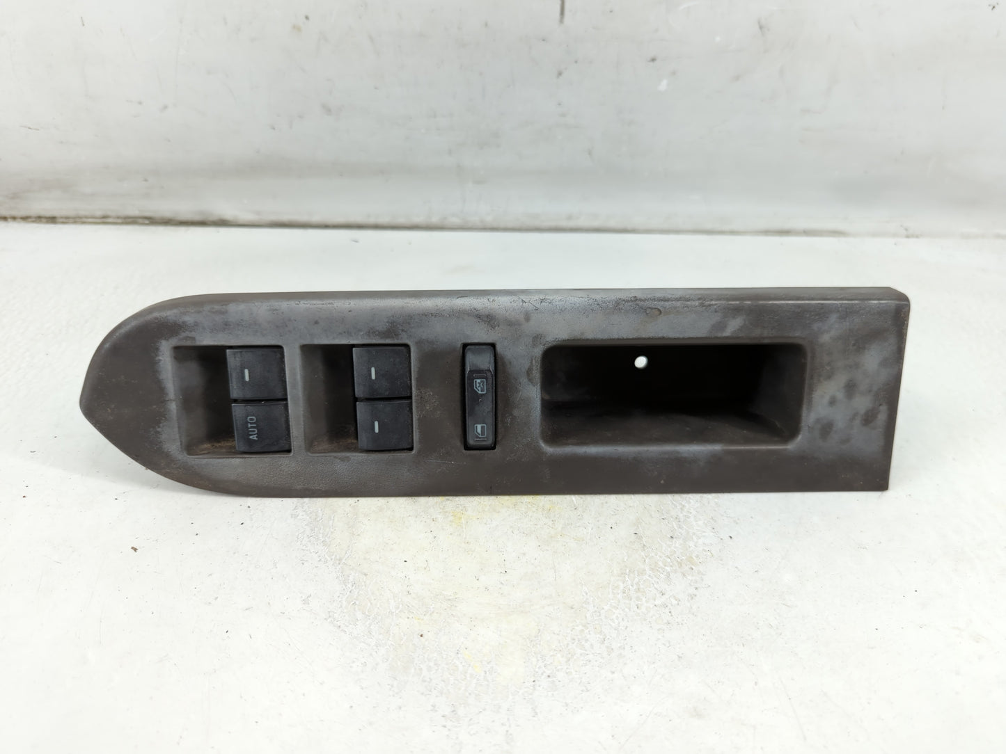 2008-2012 Ford Escape Master Power Window Switch Replacement Driver Side Left P/N:8L8T-14540-AB Fits Fits 2008 2009 2010 2011 2012 OEM Used Auto Parts