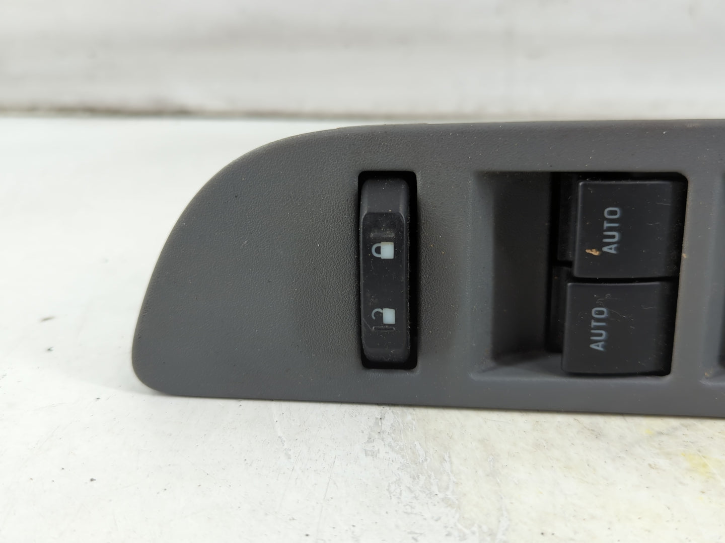 2010-2014 Ford F-150 Master Power Window Switch Replacement Driver Side Left P/N:BL3T-14540-AAW Fits Fits 2010 2011 2012 2013 2014 OEM Used Auto Parts - Oemusedautoparts1.com