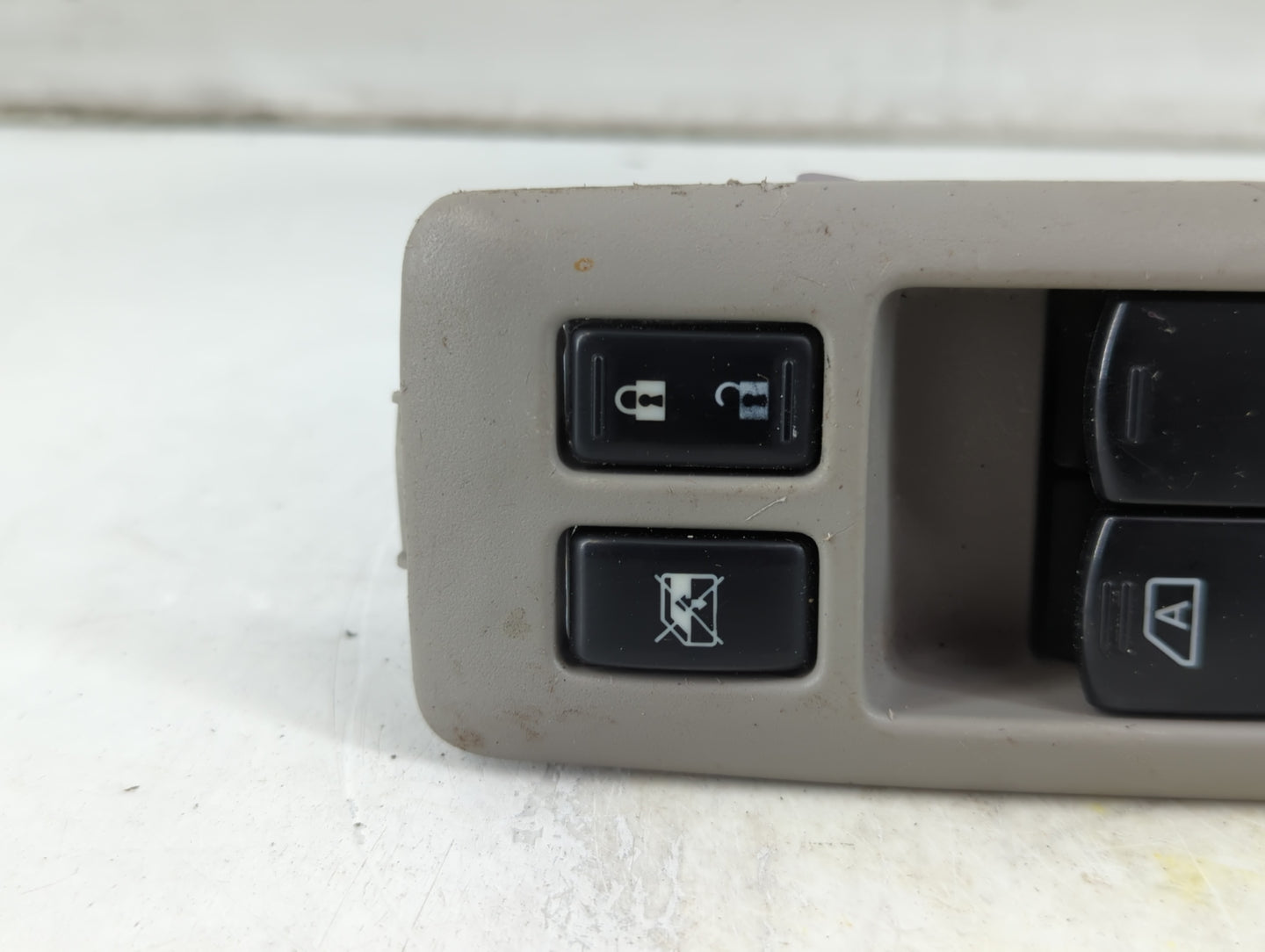 2011-2015 Nissan Rogue Master Power Window Switch Replacement Driver Side Left P/N:PA6-GF30 Fits Fits 2011 2012 2013 2014 2015 OEM Used Auto Parts - Oemusedautoparts1.com