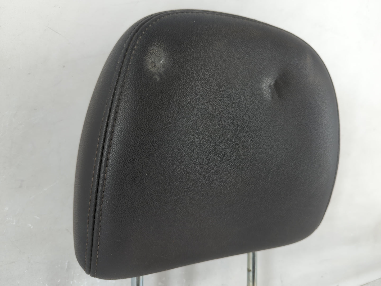 2009-2012 Ford Escape Headrest Head Rest Rear Seat Fits Fits 2009 2010 2011 2012 OEM Used Auto Parts - Oemusedautoparts1.com