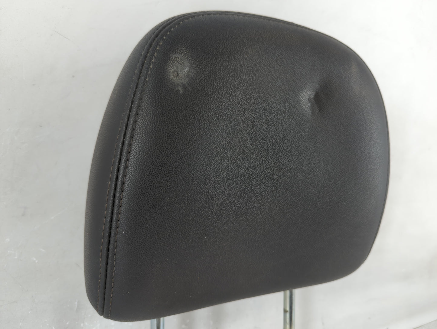 2009-2012 Ford Escape Headrest Head Rest Rear Seat Fits Fits 2009 2010 2011 2012 OEM Used Auto Parts - Oemusedautoparts1.com